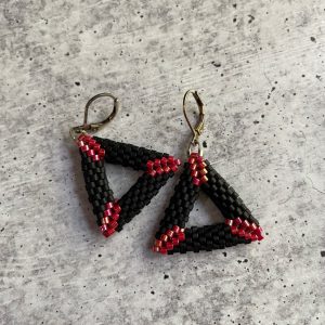 Colorblock triangle earring